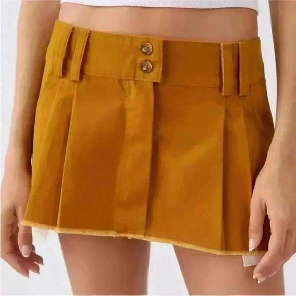 Urban Outfitters BDG Pleated Low Rise Micro Skirt Tan Brown Preppy Academia - Picture 3 of 16